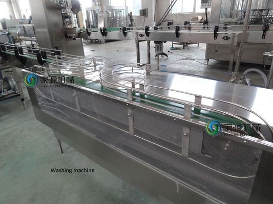 آلة تعبئة المشروبات السائلة الأوتوماتيكية ، آلة تعبئة السوائل أحادية الكتلة المزود